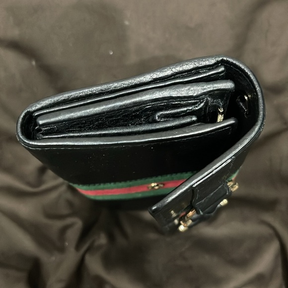 Gucci leather horsebit wallet. - Picture 7 of 7
